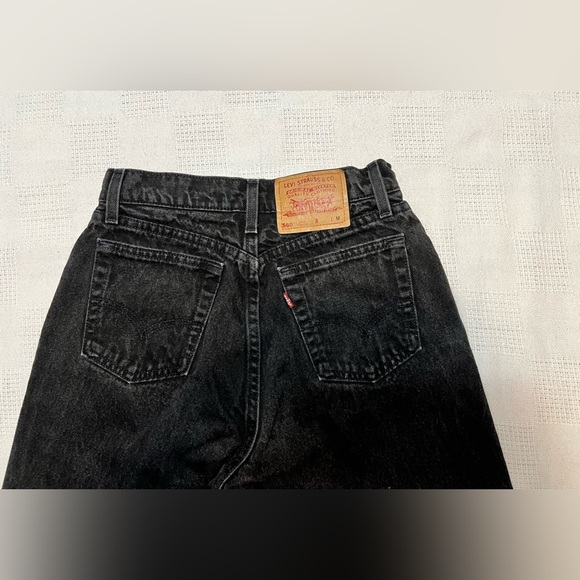 Vintage Levi’s 560 loose fit straight leg jeans - Picture 4 of 7